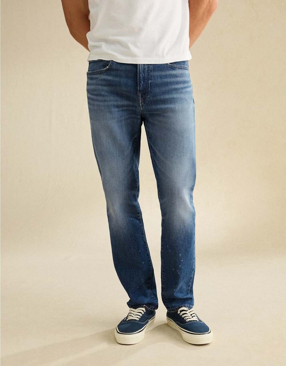 American Eagle Mens Jeans Blue Medium Wash Straight Relaxed Leg Denim Size 38x34